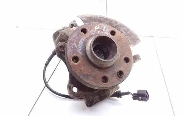 Ford Galaxy Front wheel hub