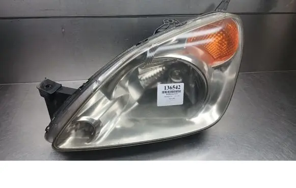 Honda CR-V Front reflector 