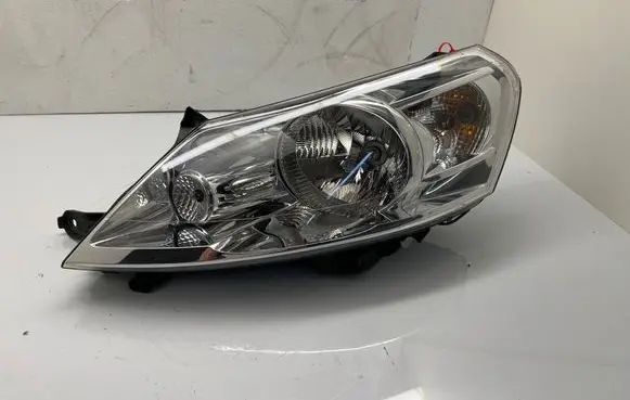 Citroen Jumpy Headlight/headlamp 89902605 1401368180