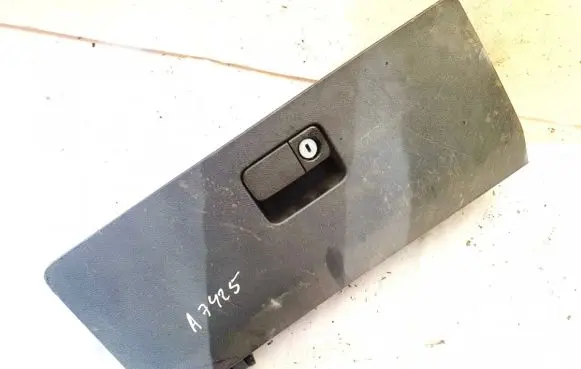Honda CR-V Glove box 77500swae010m1 77500-swa-e010-m1