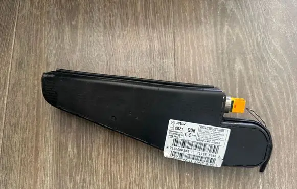 Mercedes-Benz EQC Seat airbag 2138600502
