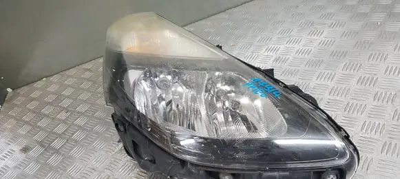 Renault Clio III Headlight/headlamp 89902895 8200892498