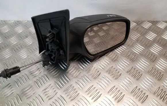 Ford Focus Manual wing mirror 212836290
