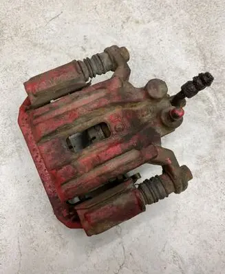 Nissan Pathfinder R51 Rear brake caliper