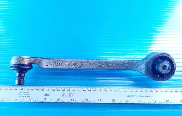 Audi A6 S6 C5 4B Front lower control arm/wishbone 8D0407507E