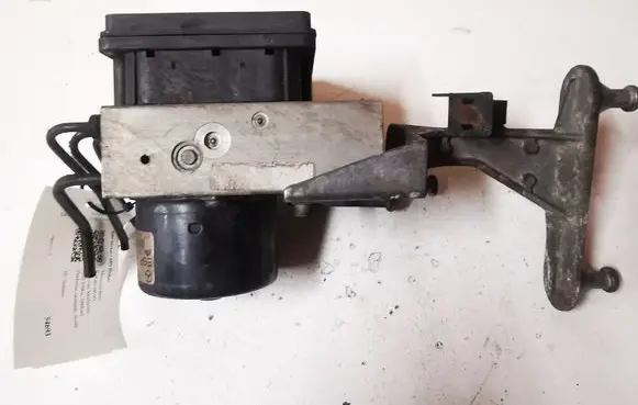 Mercedes-Benz C W203 ABS Pump A2034310240 A2095452932