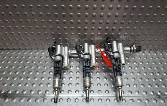 Fuel injector