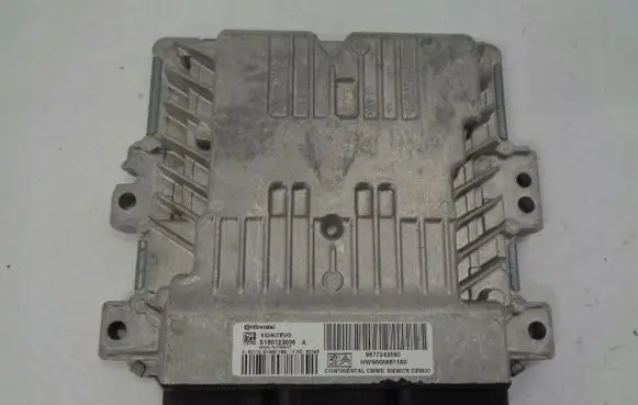 Peugeot 508 Engine control unit/module 9677243580