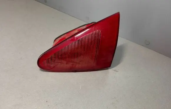 Alfa Romeo 147 Tailgate rear/tail lights 46747825 46556346 03321010