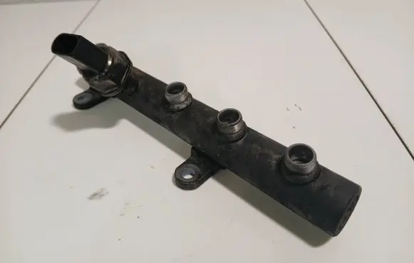 Audi A6 S6 C6 4F Fuel main line pipe 059130089AA
