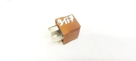 Opel Insignia A Other relay 90491314 4RD00779405