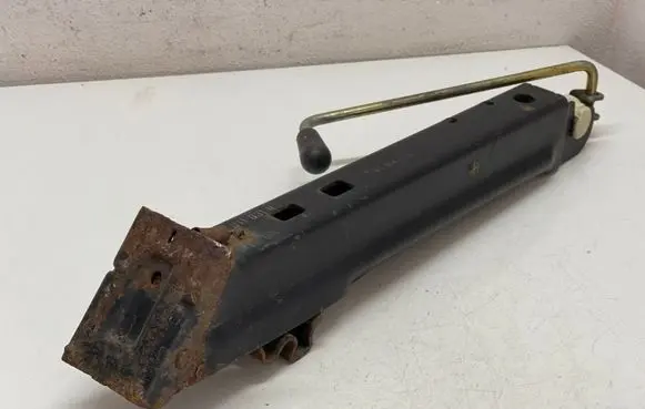 Volkswagen Transporter - Caravelle T4 Lift Jack 701011031N