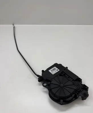 BMW 3 G20 G21 Tailgate/trunk/boot lift motor 7430626