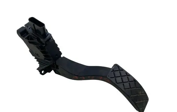 Volkswagen Golf VIII Accelerator throttle pedal 5Q1723503K