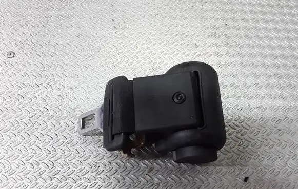 Volkswagen PASSAT B5 Middle seatbelt (rear) 3B0857813B