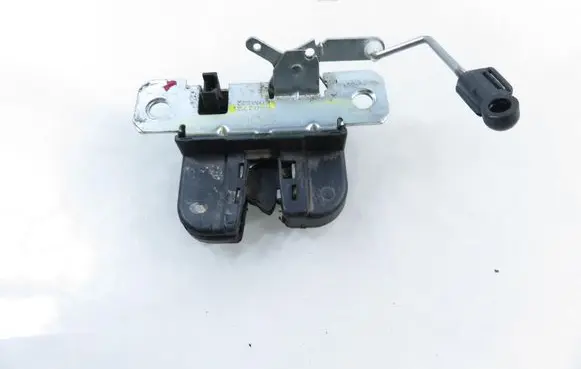 Volkswagen Transporter - Caravelle T5 Tailgate/trunk/boot lock/catch/latch 660272