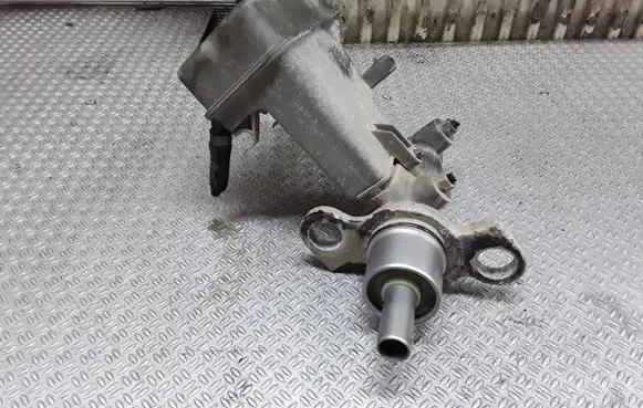 Opel Vectra C Master brake cylinder