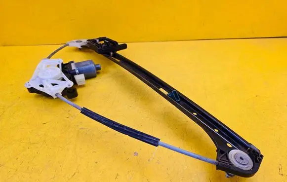 Porsche Macan (95B) Rear window lifting mechanism without motor 95B839461 5Q0959801A