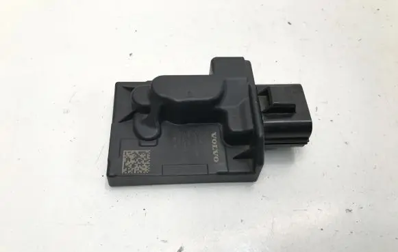 Volvo V60 Fuel pump relay 32312196