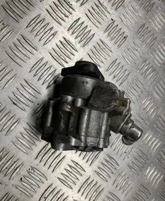 Audi A4 S4 B5 8D Power steering pump 8D0145156T