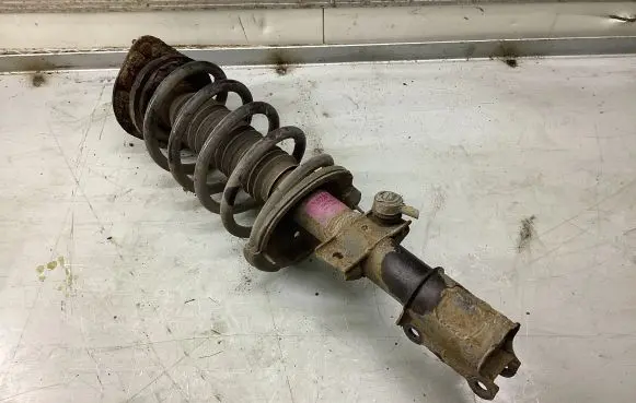 Volvo XC90 Front shock absorber/damper 824904003669 31200416