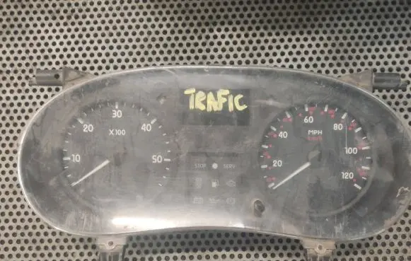 Renault Master II Speedometer (instrument cluster) P8200199512