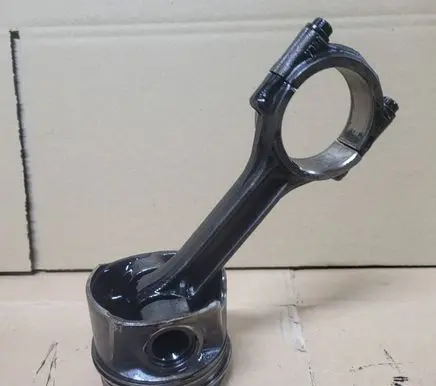 Volkswagen PASSAT B8 Connecting rod/conrod 