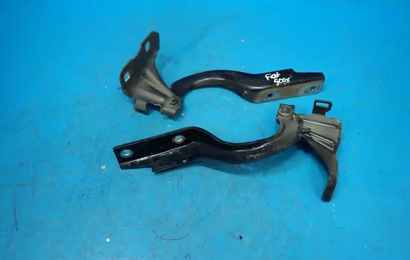 Fiat 500X Engine bonnet/hood hinges