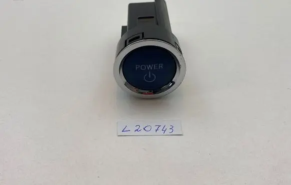 Toyota Prius+ (ZVW40) Engine start stop button switch 15F032D