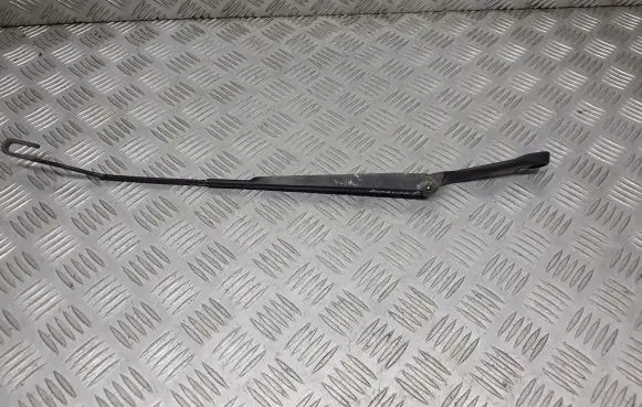 Skoda Octavia Mk1 (1U) Front wiper blade arm 1U1955409