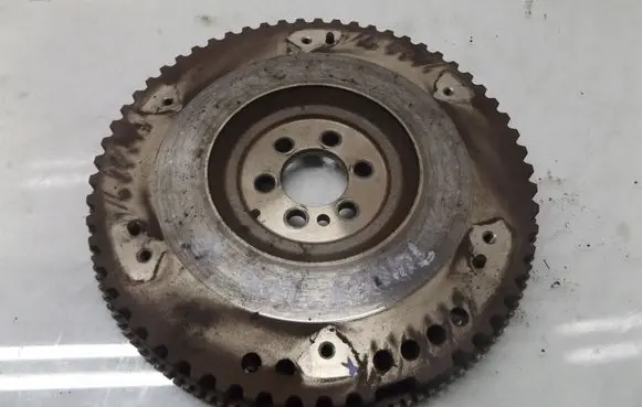 Renault Twingo III Flywheel 123118379R