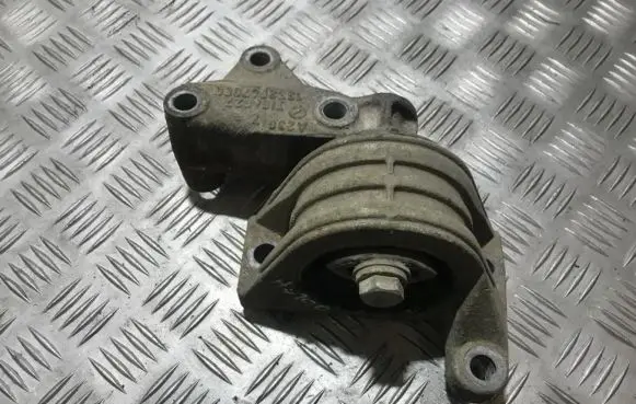 Peugeot Boxer Engine mount bracket 1333647080 a236
