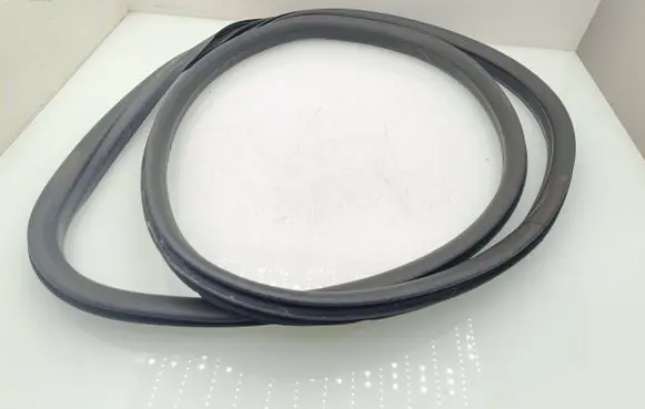 Volvo V60 Front door rubber seal 