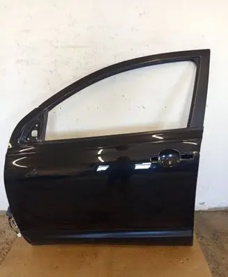 Nissan Qashqai+2 Front door