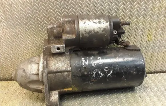 BMW 7 E65 E66 Starter motor 7508635