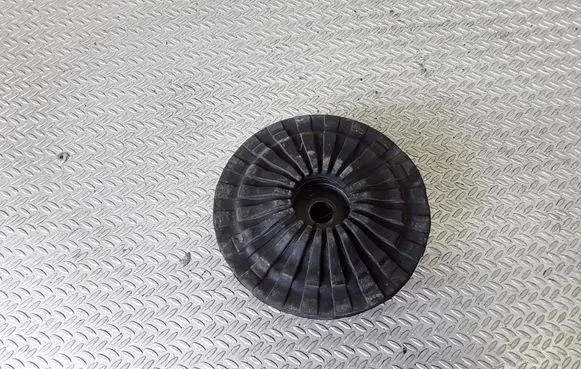 Audi A4 S4 B6 8E 8H Front coil spring rubber mount 8E0412377