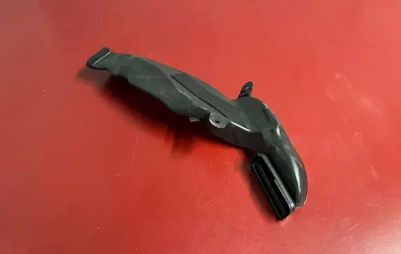 BMW X7 G07 Cabin air duct channel 7466096 64227466096