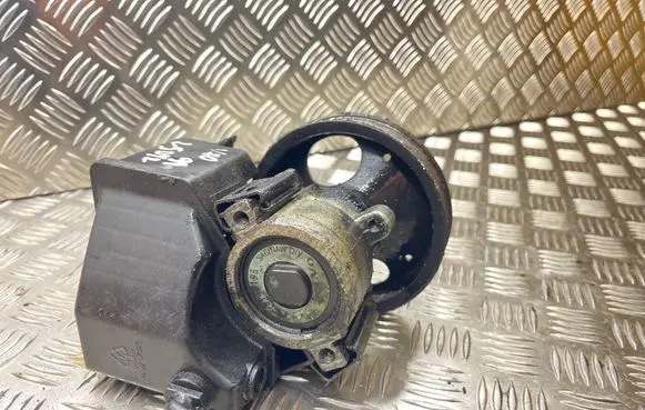 Volvo S70 V70 V70 XC Power steering pump 9140195