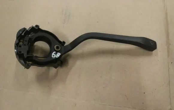 Volkswagen Jetta I Wiper switch 321953503