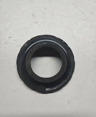 BMW X2 F39 Rear coil spring rubber mount 6875113