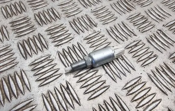 Clutch pedal sensor