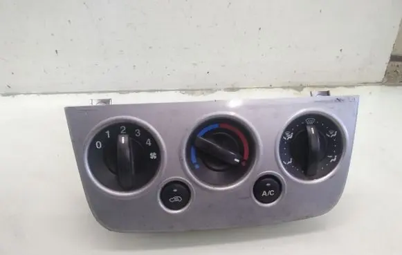 Ford Fiesta Climate control unit 2S6H19980