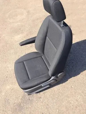 Mercedes-Benz Sprinter W907 W910 Front driver seat 0032133003