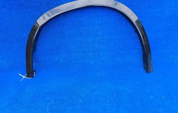BMW X1 U11 Front arch trim 5A01685