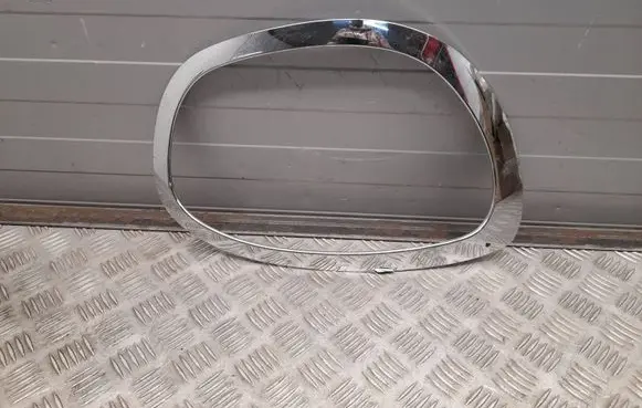 Mini Cooper Countryman F60 Under headlight/headlamp trim 7388118 18801310