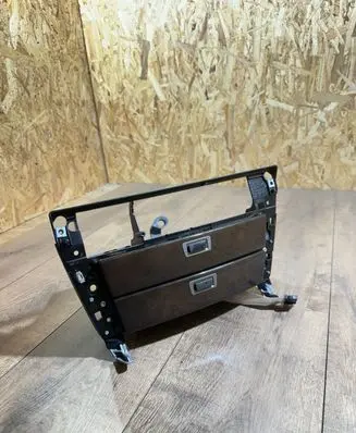 BMW 7 E65 E66 Dashboard storage box/compartment 7032886 12145100 8261060
