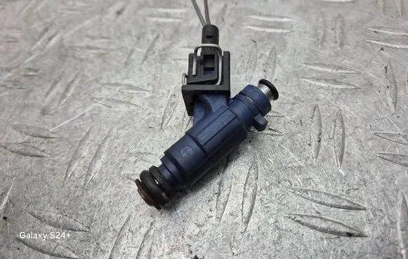 Chrysler Crossfire Fuel injector A1120780149 0280156014