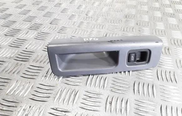 Volvo V50 Electric window control switch 30658449