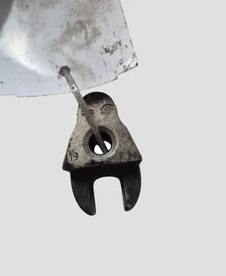Ford Mondeo MK IV Fuel Injector clamp holder