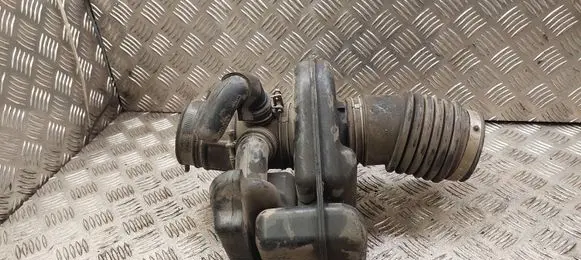 Nissan Murano Z50 Intake resonator 9Y504